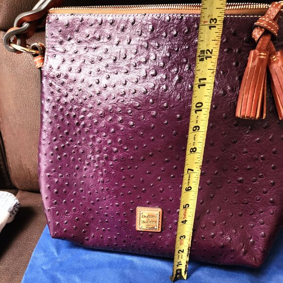 Dooney & Bourke - Ostrich Twist Strap Hobo - PLUM - Rare Color - NEW - Picture 6 of 11
